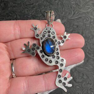 Frog Labradorite Pendant Gemstone Crystal Jewelry